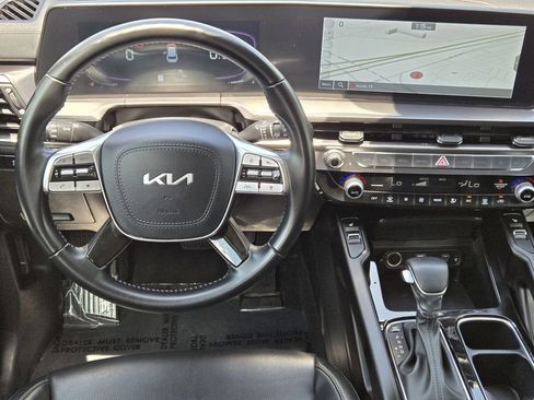Certified 2025 Kia Telluride S AWD/4WD image 10