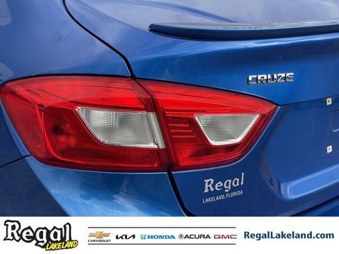 Used 2016 Chevrolet Cruze LT w/ Convenience Package image 7