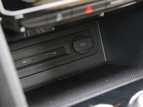 Used 2023 Volkswagen Atlas Cross Sport SEL image 30