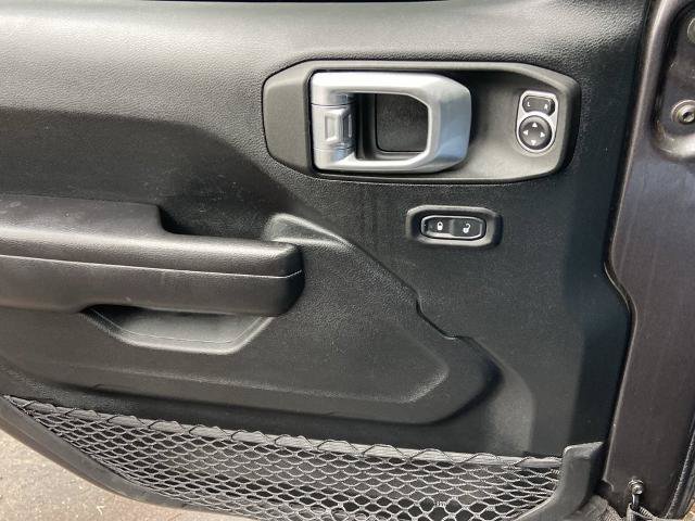 Used 2021 Jeep Wrangler Unlimited Rubicon AWD/4WD image 18
