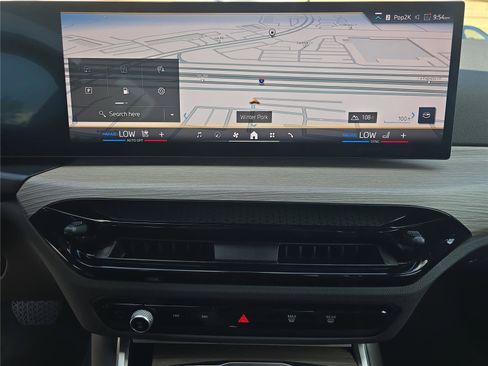 Used 2025 BMW 330i Sedan RWD image 18