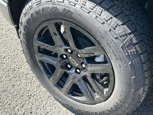 New 2026 Chevrolet Silverado 1500 RST w/ RST All Star Premium Package image 9