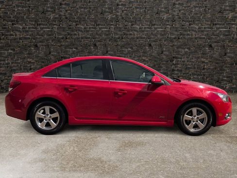 Used 2014 Chevrolet Cruze LT w/ RS Package FWD image 3
