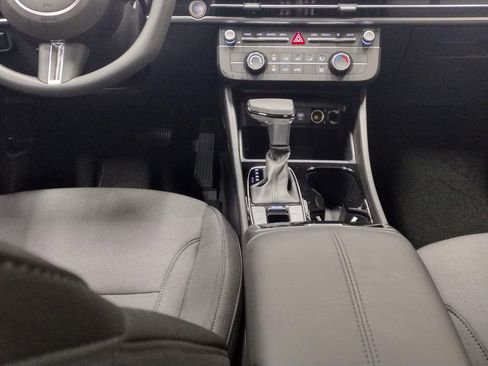 New 2026 Hyundai Tucson SE image 7