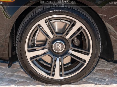 Used 2014 Rolls-Royce Ghost image 47