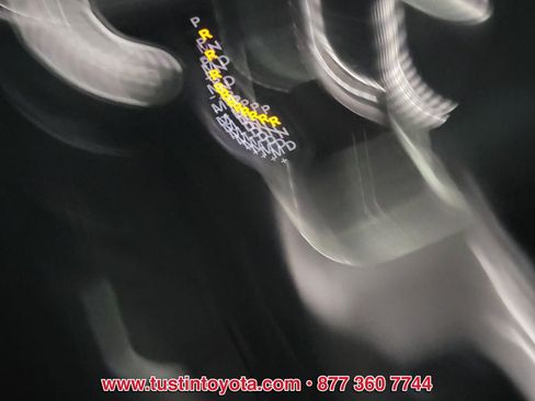 Used 2021 Jeep Gladiator Overland w/ Popular Equipment Package image 23