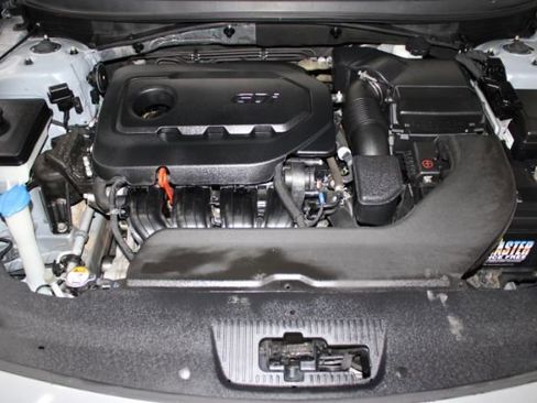 Used 2016 Hyundai Sonata SE image 22