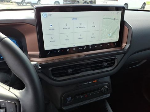 Certified 2025 Ford Bronco Sport Outer Banks w/ Outer Banks Tech Package+ image 13