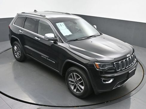 Used 2021 Jeep Grand Cherokee Limited w/ Sun & Sound Group AWD/4WD image 41