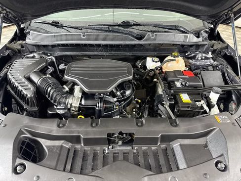 Used 2021 Chevrolet Blazer LT FWD image 27