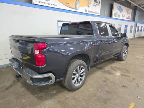 Certified 2022 Chevrolet Silverado 1500 LT image 3