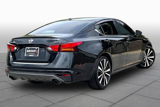 Certified 2021 Nissan Altima 2.5 SR FWD image 13