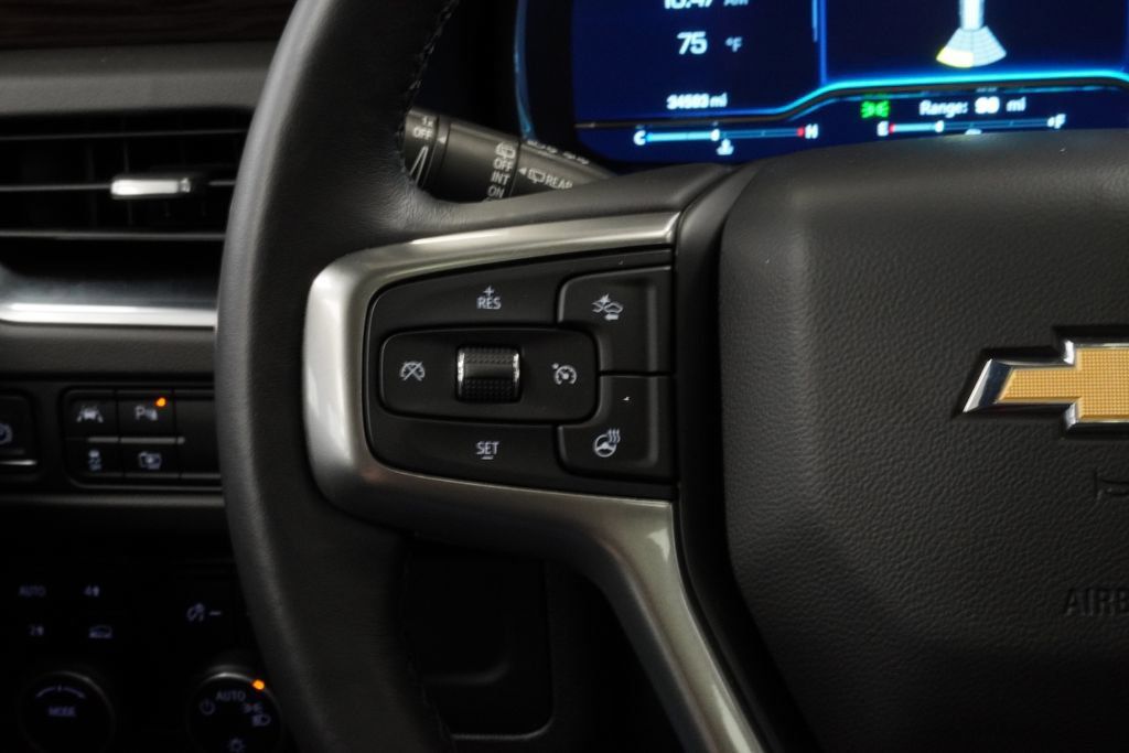 Used 2022 Chevrolet Tahoe LT w/ Luxury Package AWD/4WD image 23