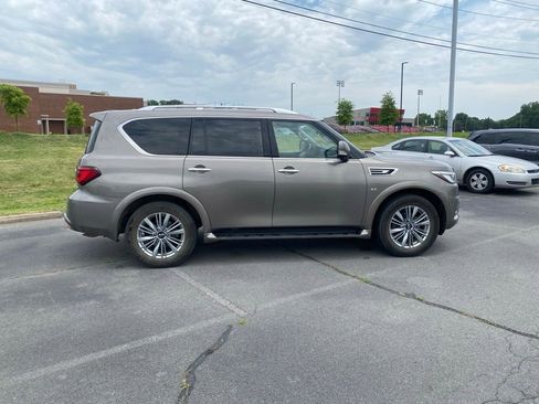 Used 2019 INFINITI QX80 Luxe AWD/4WD image 8