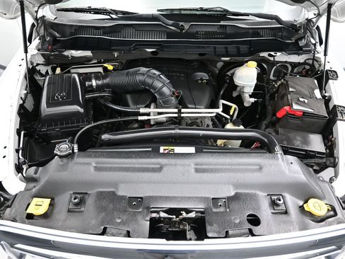 Used 2012 RAM 1500 Limited RWD image 8