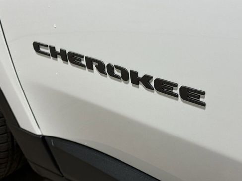 New 2026 Jeep Cherokee Limited AWD/4WD image 25