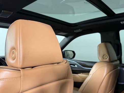 Certified 2023 Cadillac Escalade Sport w/ LPO, ONYX Package image 27