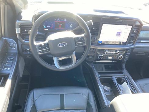 New 2026 Ford F250 Lariat w/ Black Appearance Package AWD/4WD image 13