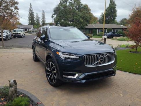 Certified 2023 Volvo XC90 B6 Plus w/ Protection Package Premier image 8