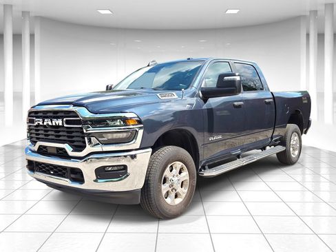 Certified 2026 RAM 2500 Big Horn AWD/4WD image 7