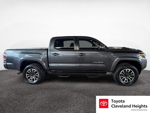 Used 2023 Toyota Tacoma TRD Sport AWD/4WD image 4