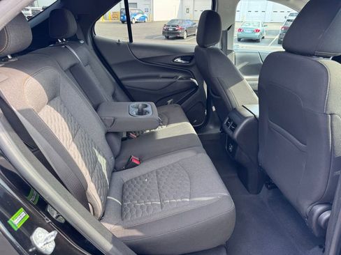 Used 2021 Chevrolet Equinox LT AWD/4WD image 27