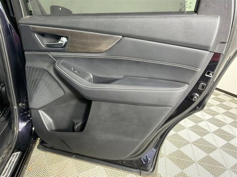 Used 2023 Acura MDX SH-AWD w/ Advance Package image 18