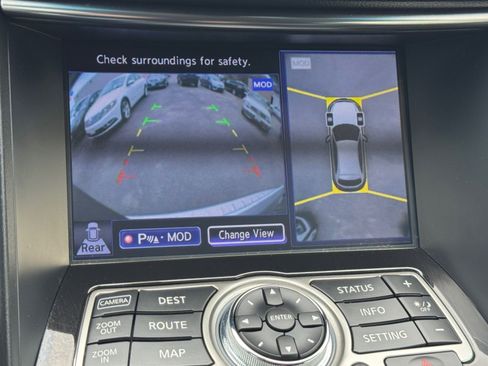 Used 2014 INFINITI QX70 AWD w/ Premium Package image 25