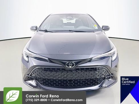 Used 2025 Toyota Corolla SE image 2