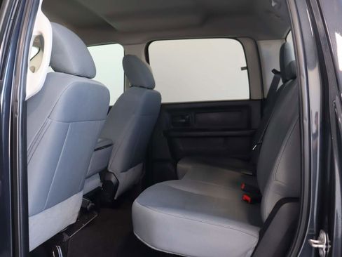 Used 2018 RAM 1500 Express w/ Express Value Package RWD image 16