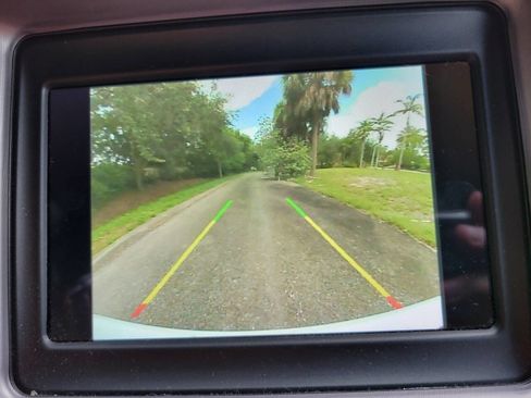 Used 2022 Dodge Charger SXT image 22