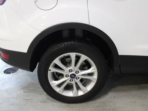 Used 2018 Ford Escape SE FWD image 26