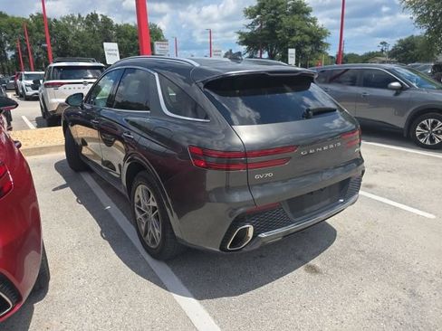 Used 2025 Genesis GV70 2.5T AWD/4WD image 3