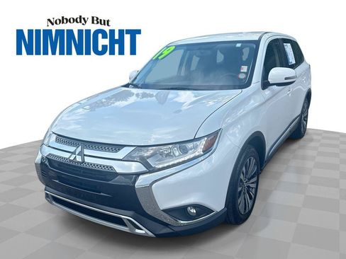 Used 2019 Mitsubishi Outlander SE FWD image 1