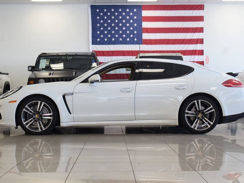 Used 2016 Porsche Panamera AWD/4WD image 17