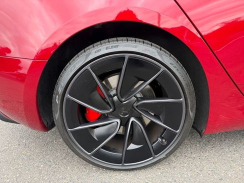 Used 2025 Tesla Model 3 Performance AWD/4WD image 9