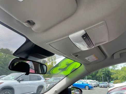 Used 2023 Nissan Sentra S FWD image 17