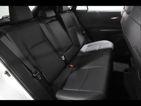 Used 2024 Toyota Venza Nightshade AWD/4WD image 19