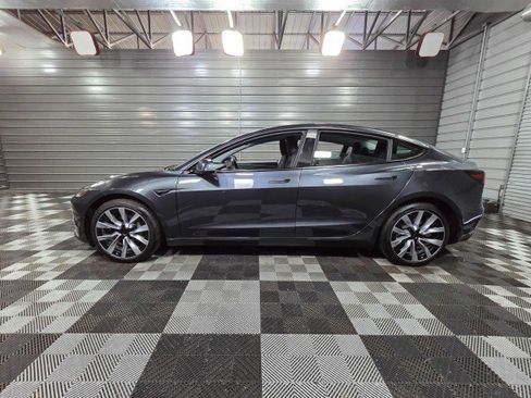 Used 2025 Tesla Model 3 Long Range image 8