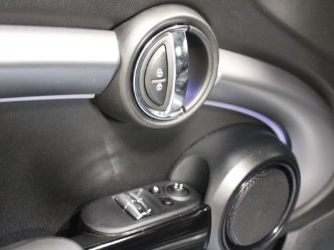 Used 2024 MINI Cooper S FWD image 23