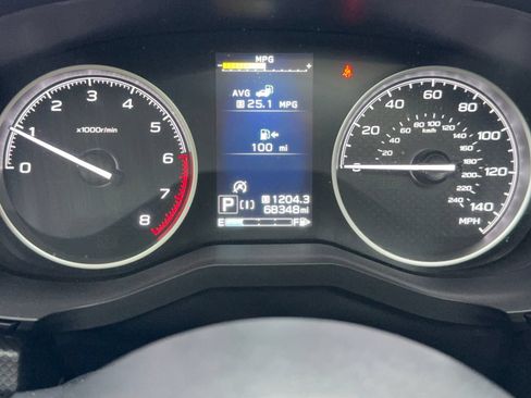 Used 2023 Subaru Forester Premium AWD/4WD image 22