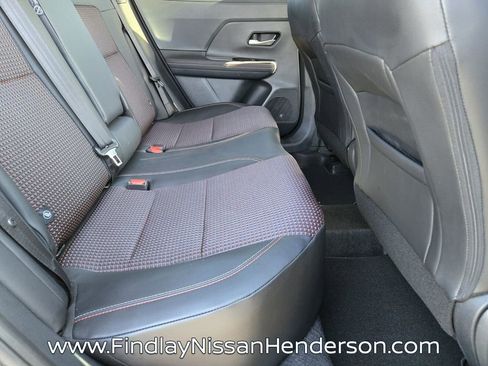 Used 2025 Nissan Kicks SR FWD image 15