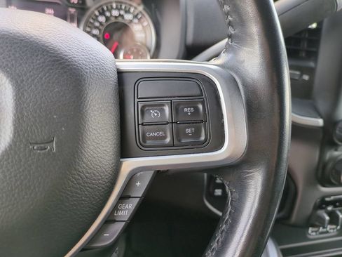 Used 2022 RAM 2500 Big Horn w/ Level C Equiment Group AWD/4WD image 29