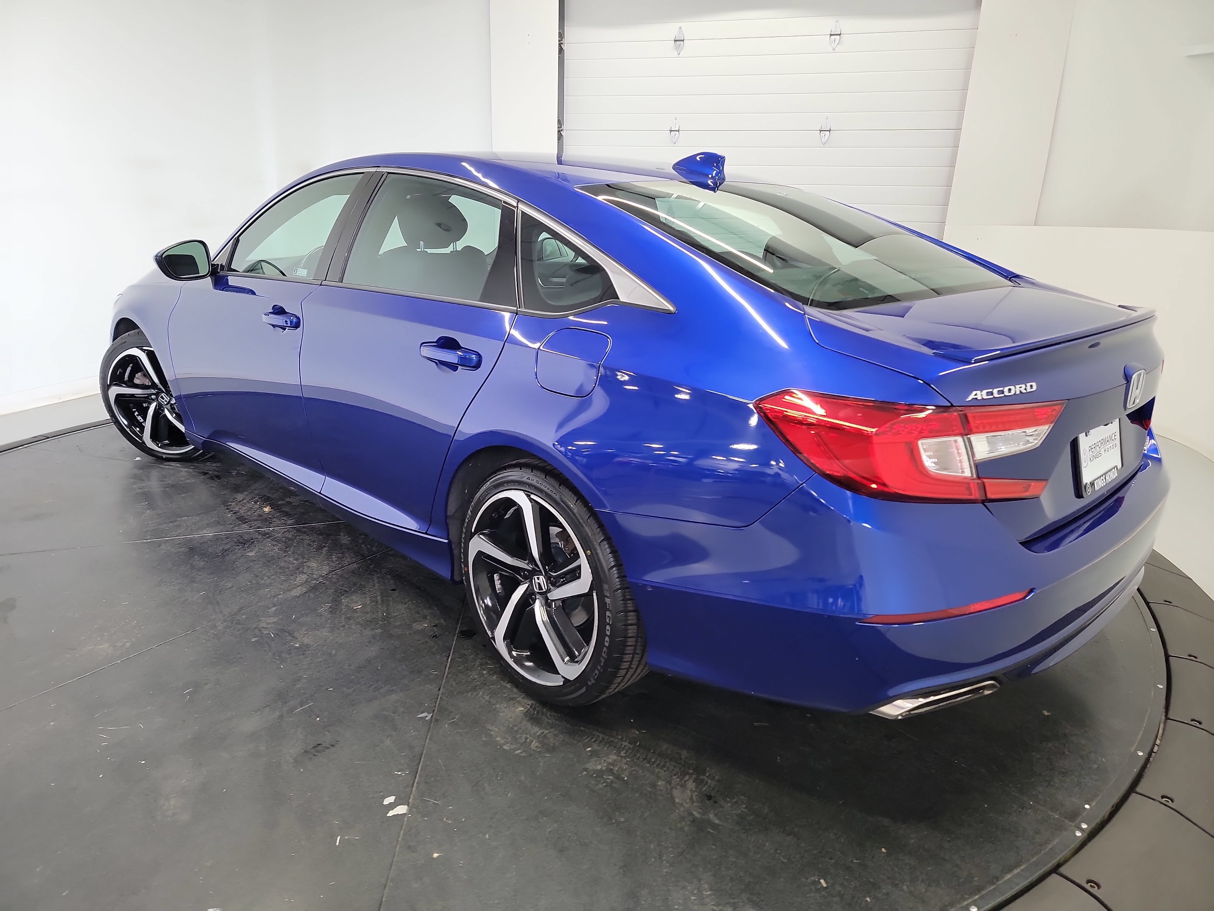 Used 2018 Honda Accord Sport image 6