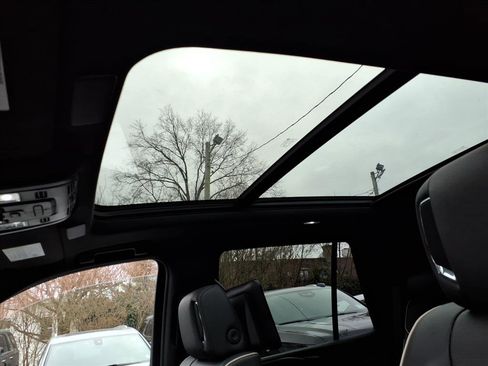 Certified 2021 Cadillac Escalade Sport image 25