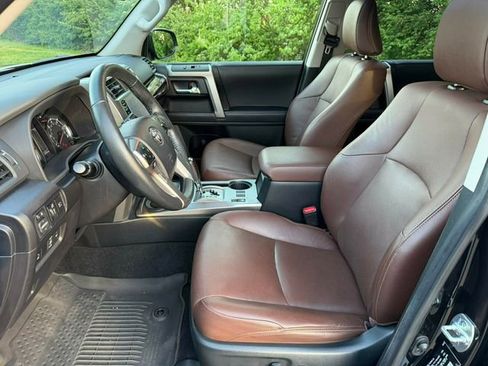 Used 2023 Toyota 4Runner Limited image 14