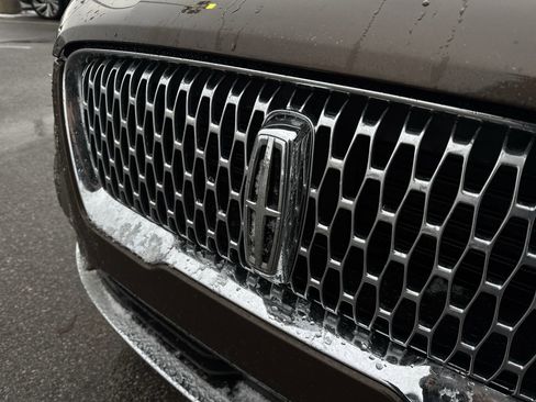 Used 2022 Lincoln Corsair FWD w/ Equipment Group 101A image 31