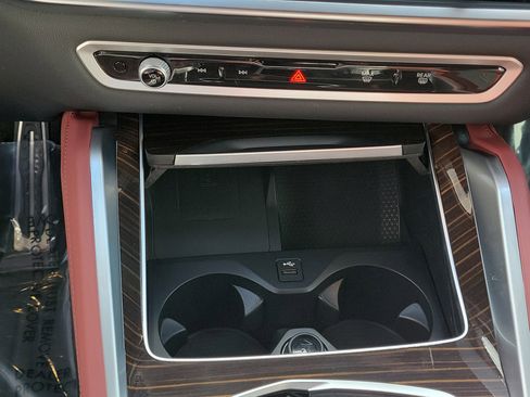 Used 2026 BMW X6 xDrive40i image 27