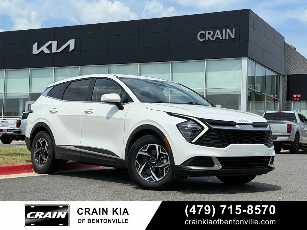 Certified 2024 Kia Sportage LX FWD image 1