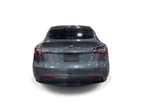 Certified 2023 Tesla Model Y AWD image 5